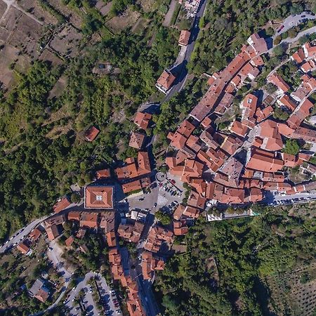 Cozy Apartment In Rabac With Kitchen Exterior foto